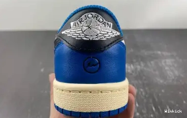 x Air OG DM7866-1401 1 x Jordan Fragment Low Scott (KIDS)Travis 0702